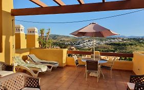 Seaview A Spectacular 3 Bed 3 Bathroom Penthouse