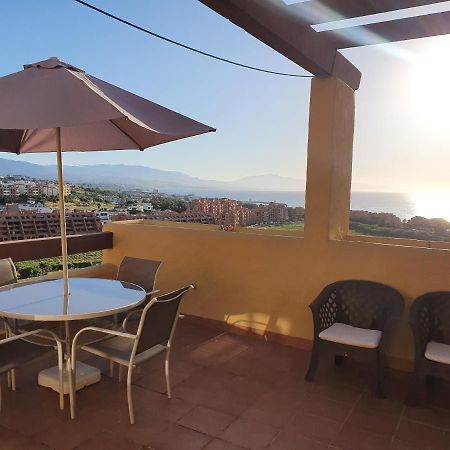 Seaview A Spectacular 3 Bed 3 Bathroom Penthouse Manilva Exterior foto