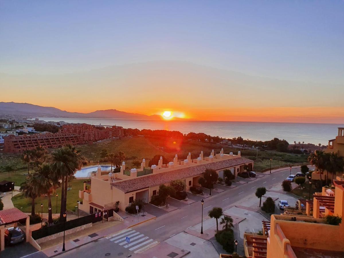 Seaview A Spectacular 3 Bed 3 Bathroom Penthouse Manilva Exterior foto